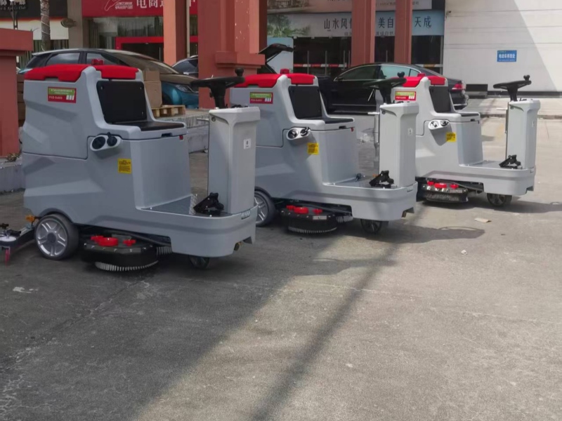 Техническое обслуживание и уход за уборочным оборудованием: пять ключей к продлению срока службы поломоечных машин Pinston