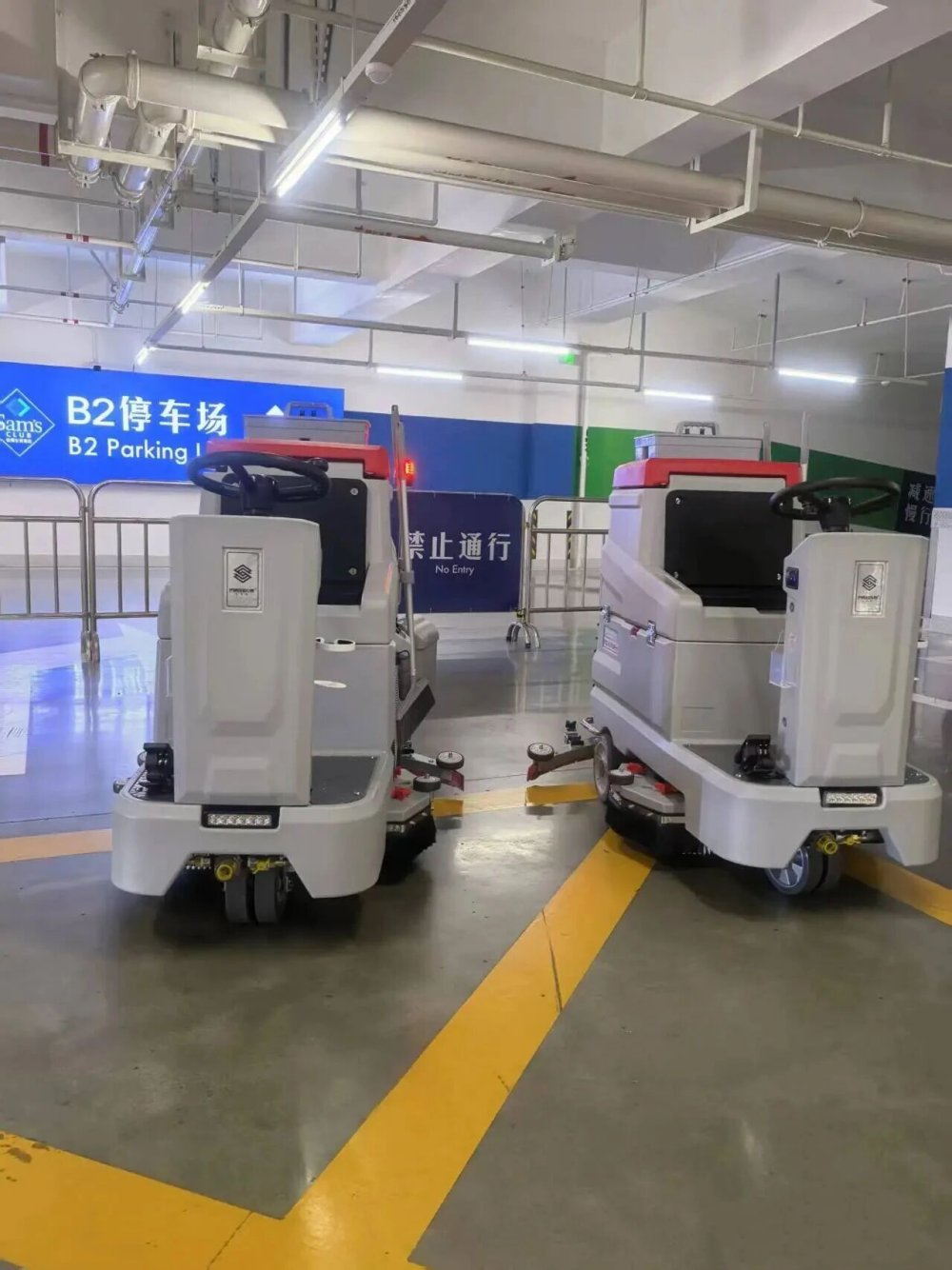 [Успешная доставка] 40 000 м² чистой защиты! Подземный паркинг Sam's Club приветствует мощную поломоечную машину XJ760.